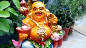 Vastu Tips: यह मूर्ति आज ही ले आए घर बिजनेस में होगी तरक्की, सुख समृद्धि में होगा इजात